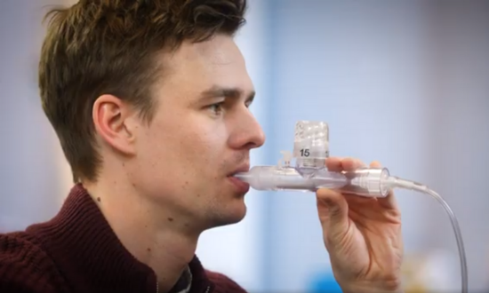 AccuPAP™ - Positive Airway Pressure Therapie-System 